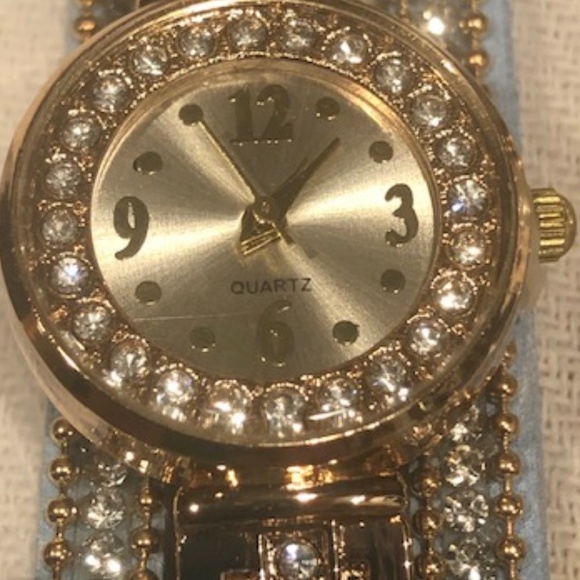 Boho wraparound NWT watch - Picture 4 of 5